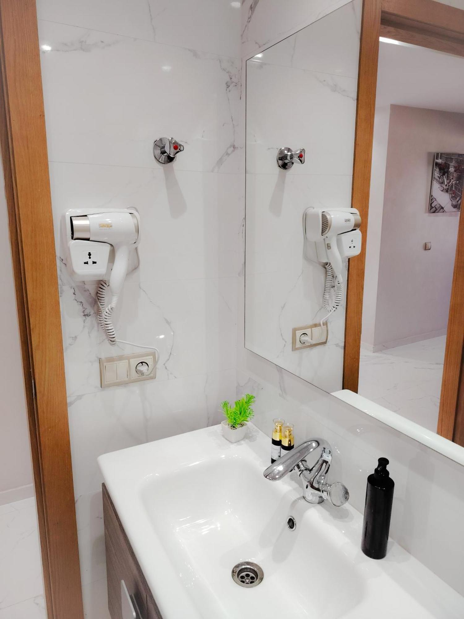 Super Apartement Totalement Neuf A Cote De Marjane Avec La Climatisation Et Wifi Tanca Dış mekan fotoğraf